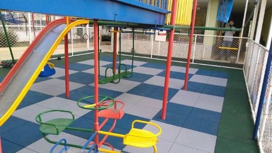 Piso Emborrachado - Para Playground - 15mm - m²   50x50