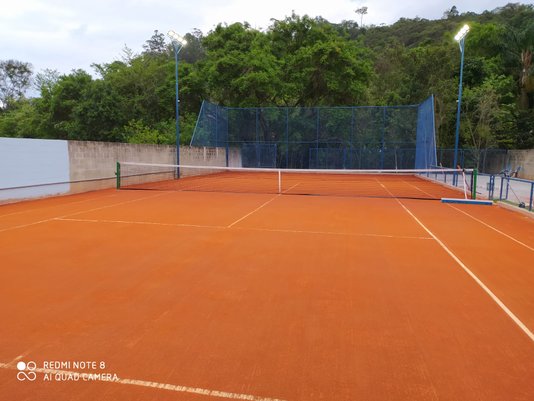 Quadra Completa de Saibro m²