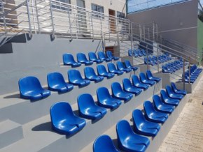 Assento com ENCOSTO Para Arquibancada (SPORT IT)